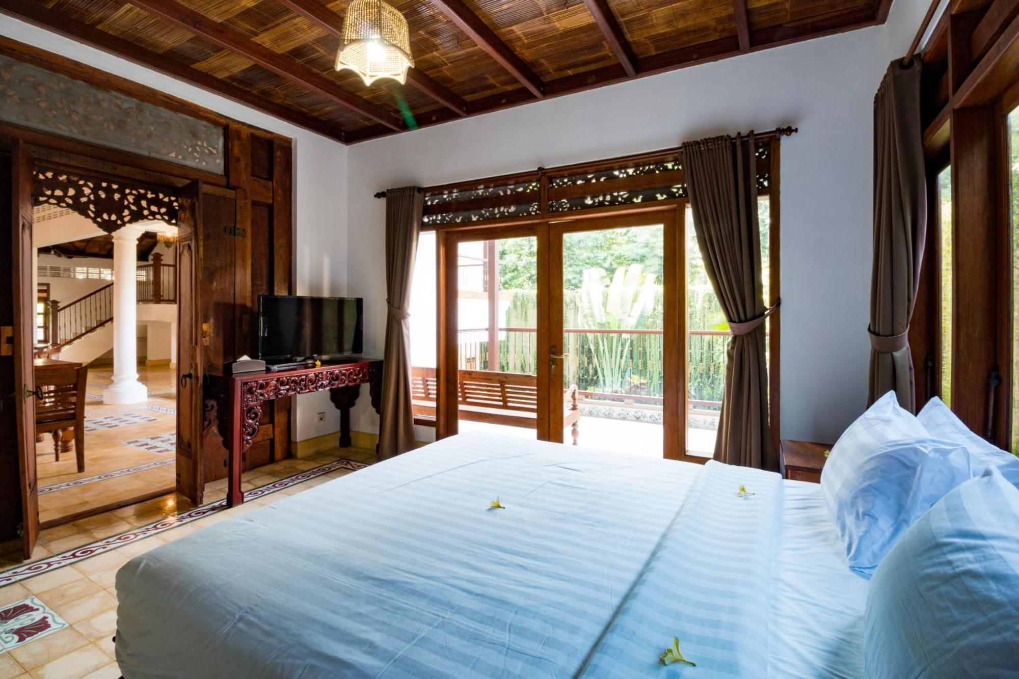 Bali Royal Heritage Villa Seminyak Exterior foto