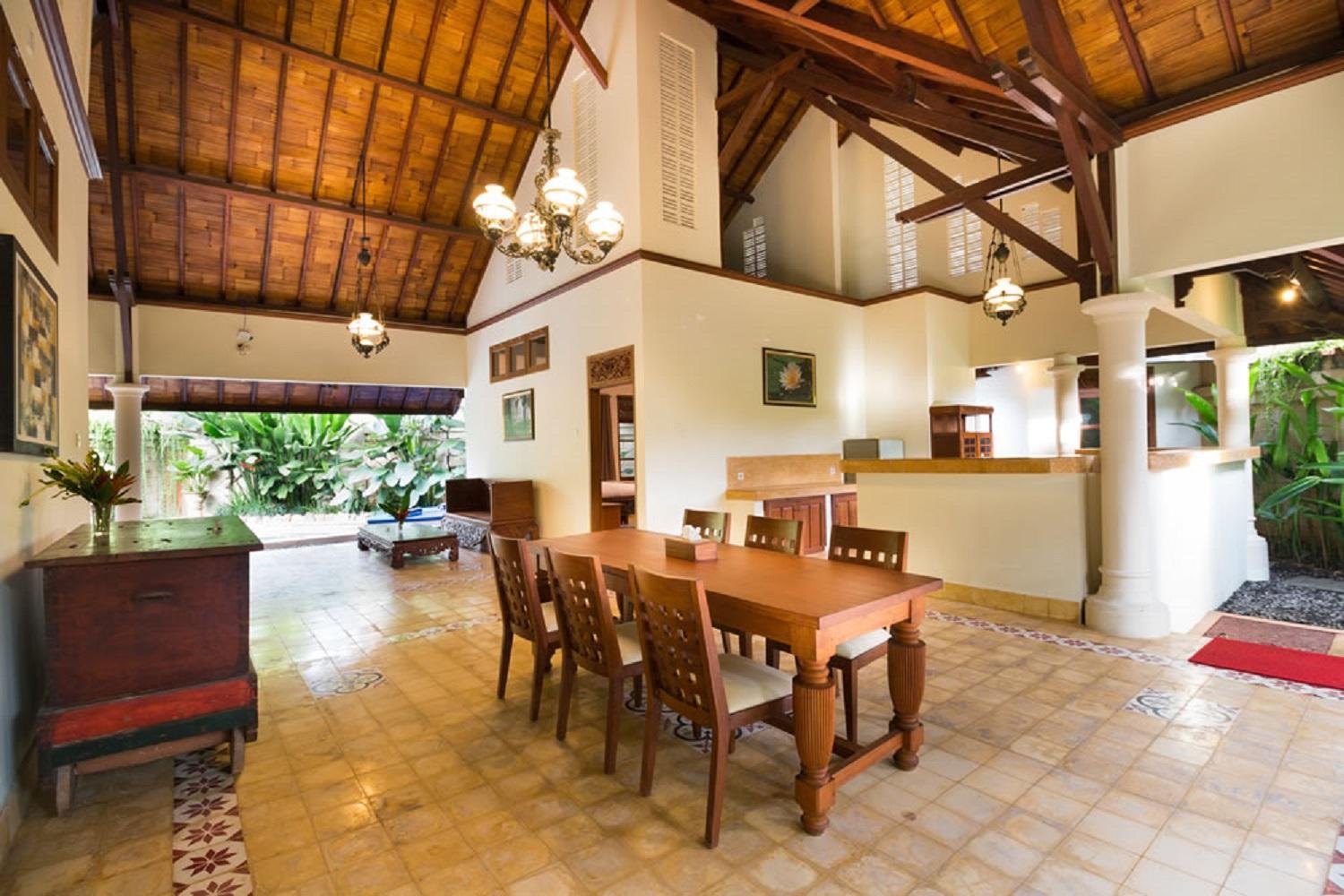 Bali Royal Heritage Villa Seminyak Exterior foto